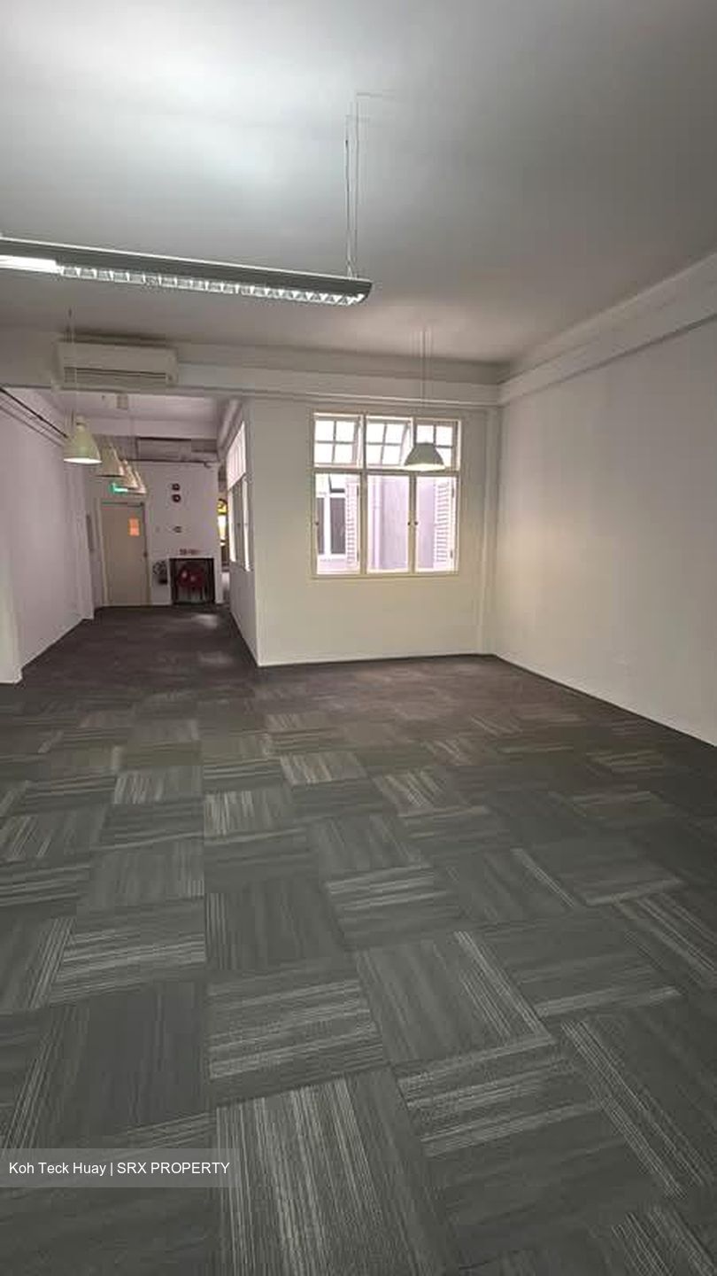 Pekin Street (D1), Office #579080091